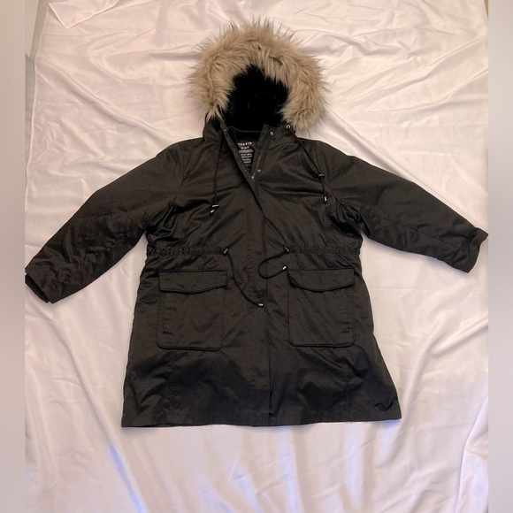 torrid Jackets & Blazers - Torrid 3x Feel the Fit Black Puffer 2-in-1 Jacket w/ faux fur hood trim